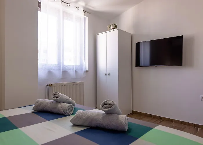 Modernes Mit Traumhaften Meerblick, Nur 400 Meter Zum Apartman