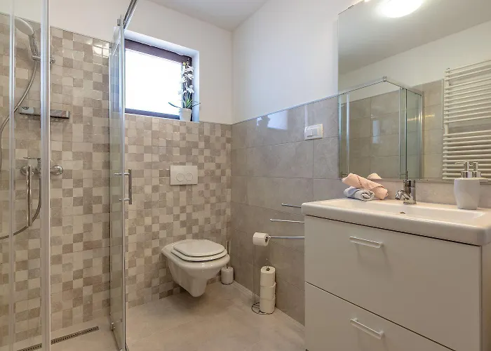 Modernes Mit Traumhaften Meerblick, Nur 400 Meter Zum * Crikvenica