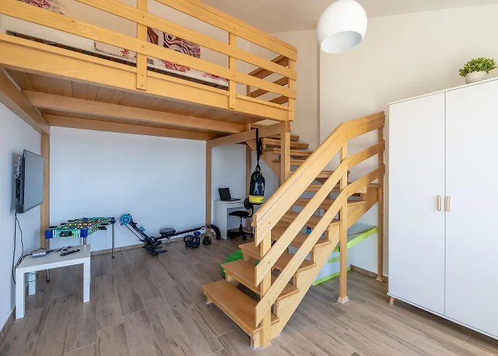Modernes Mit Traumhaften Meerblick, Nur 400 Meter Zum Apartman Crikvenica