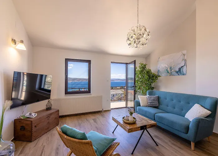 Modernes Mit Traumhaften Meerblick, Nur 400 Meter Zum Crikvenica